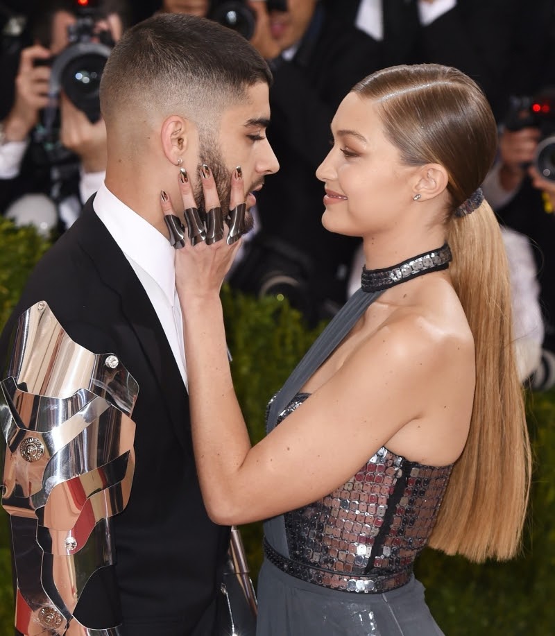 Gigi Hadid - Zayn Malik tan vỡ: Thâm cung bí sử mẹ vợ - con rể ngang ngửa mẹ chồng - nàng dâu Việt? - Hình 5