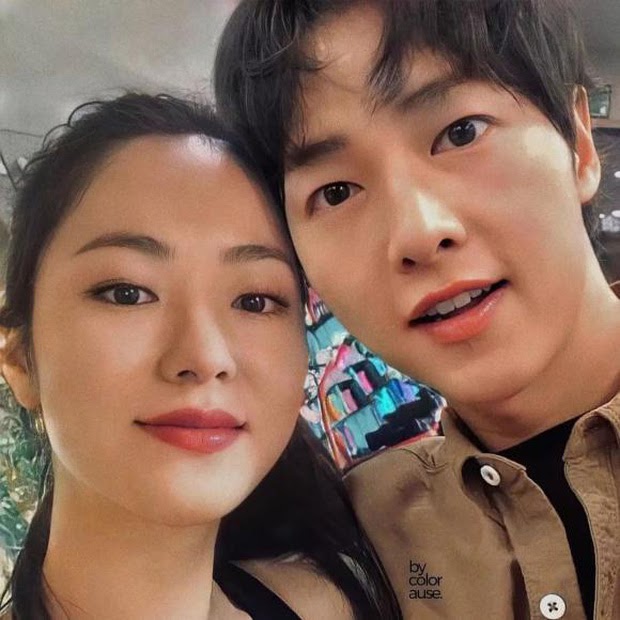Song Joong Ki shows a calm attitude when Song Hye Kyo is constantly in love with young men - Photo 4