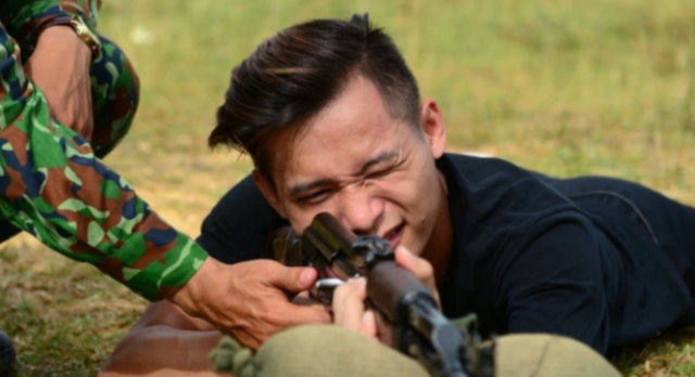 Mixi team used to be deaf in one ear because they were so good at shooting, what is the experience of participating in Sao Joining the Army? - Photo 2