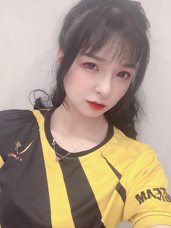 Streamer Bé Chanh - Người trong clip nóng cùng Mèo 2k4 là ai? - Hình 5