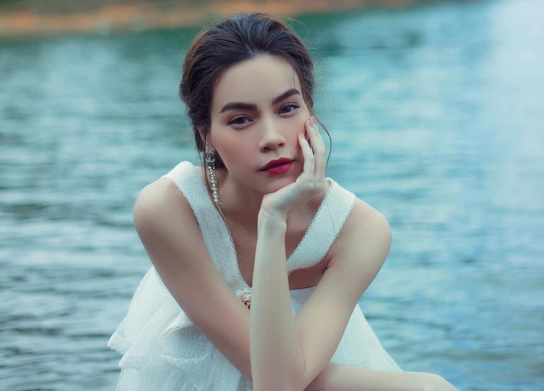 Trấn Thành, Chi Pu, Phí Phương Anh, tấn công Vpop: Đam mê hay cuộc dạo chơi? - Hình 5