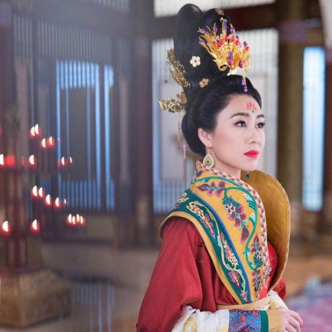 Hồ Định Hân - Sao Thâm cung kế đường tình truân chuyên khó tin, thừa nhận sợ tuổi già cô đơn - Hình 1