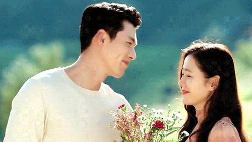 Hyun Bin - Son Ye Jin phải hoãn đám cưới khiến fan kêu trời? - Hình 1