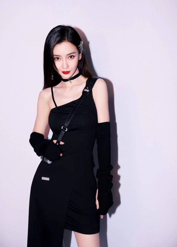 Angelababy lộ body mỏng như lá lúa giữa lùm xùm Huỳnh Hiểu Minh gặp hạn - Hình 3