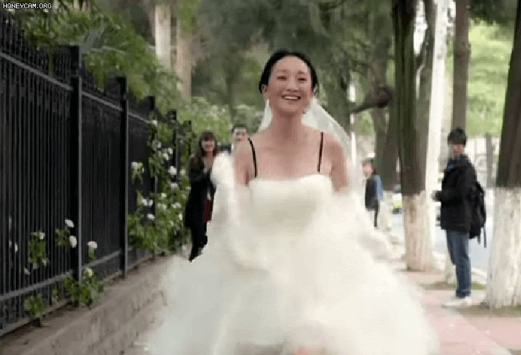 Chau Tan wore a wedding dress to propose to Chung Han Luong, what did he say that was strongly rejected? - Photo 1