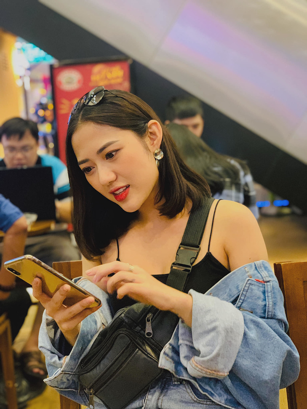 Trang Cherry (5S Online): Cạo trọc đầu, từ bỏ đóng phim vì tai nạn và cuộc sống hiện tại gây bất ngờ - Hình 6