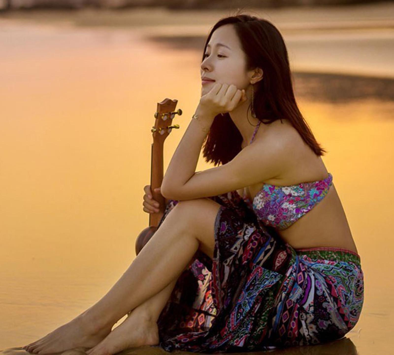 Tôn Lệ - Đặng Siêu cãi vã, nữ diễn viên gôm đồ về nhà mẹ đẻ vì 'trà xanh này - Hình 3