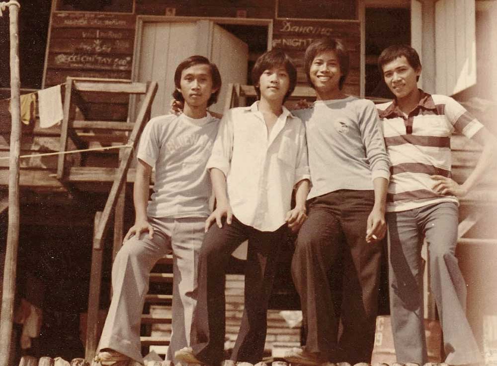Don Hồ: Làm mưa làm gió làng nhạc hải ngoại, nhiều thế lực 'dòm ngó', đứng trước nguy cơ mất sự sống - Hình 2