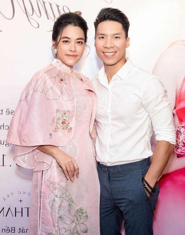 Hoàng tử xiếc Quốc Nghiệp thành ô sin đưa vợ đi chạy show: Giữ đúng lời hứa để bà xã tỏa sáng - Hình 9