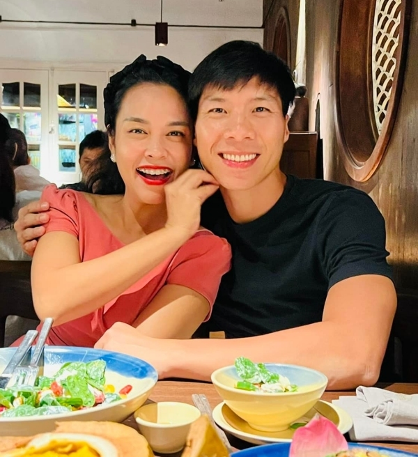 Hoàng tử xiếc Quốc Nghiệp thành ô sin đưa vợ đi chạy show: Giữ đúng lời hứa để bà xã tỏa sáng - Hình 10