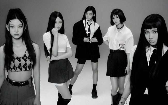 NewJeans surpassed BLACKPINK to become the hottest girl group of the month, "Hac Huong storm" has stopped raging? - Photo 1