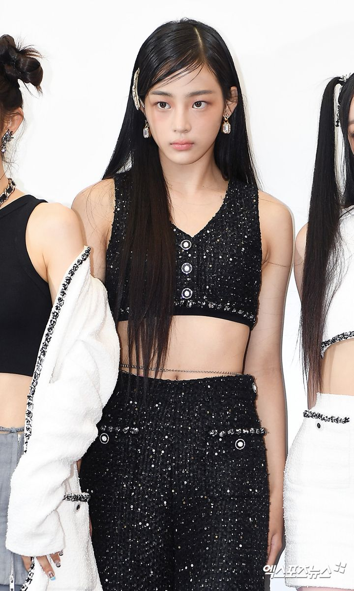 NewJeans surpassed BLACKPINK to become the hottest girl group of the month, "Hac Huong storm" has stopped raging? - Photo 6
