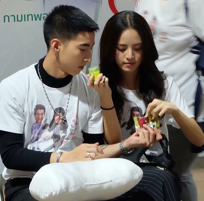 Nychaa Nuttanicha: Từ cô nàng ngọt ngào thành ái nữ gợi cảm, hẹn hò với bạn trai hơn 10 tuổi - Hình 20