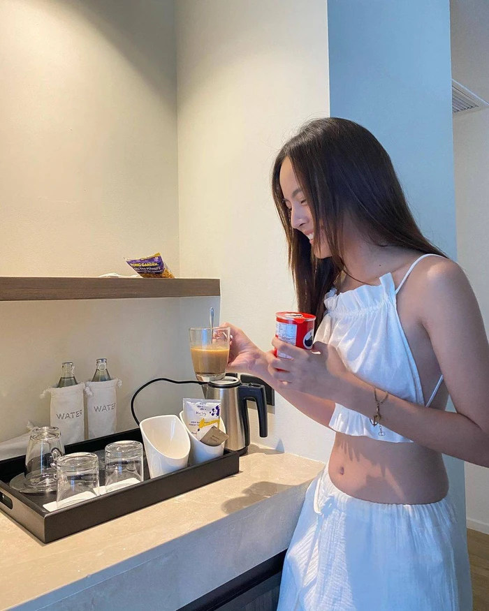 Nychaa Nuttanicha: Từ cô nàng ngọt ngào thành ái nữ gợi cảm, hẹn hò với bạn trai hơn 10 tuổi - Hình 6