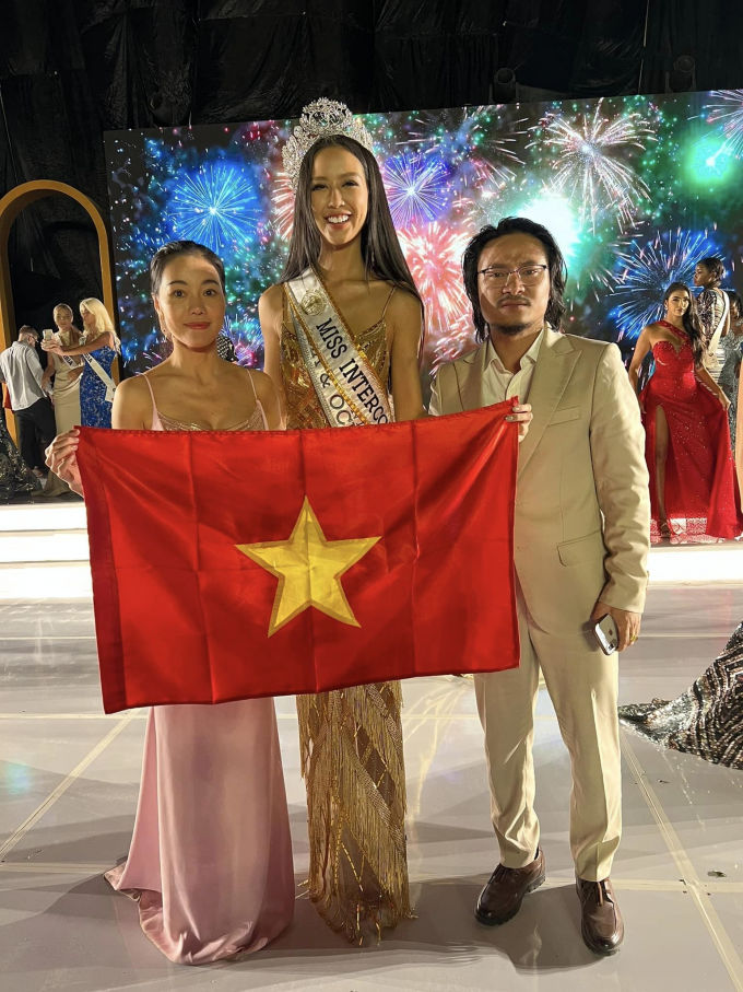 Phương Anh được bà trùm Hoa hậu sang Nhật ủng hộ trước thềm MI 2022, còn hứa đem vương miện về - Hình 8