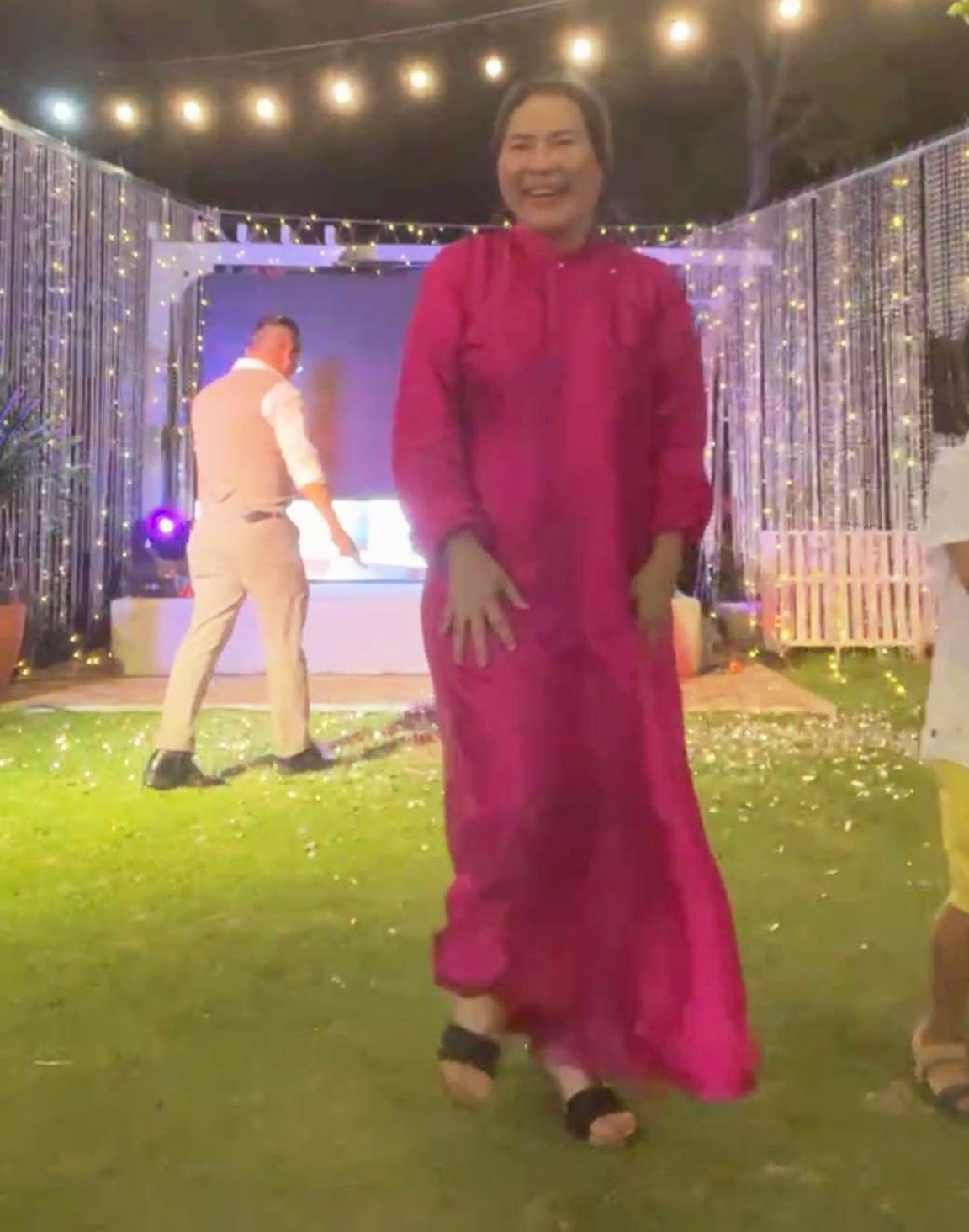 Quý Bình và vợ hơn 7 tuổi kỷ niệm 2 năm ngày cưới, nữ đại gia bất động sản nói 1 câu gây chú ý! - Hình 2