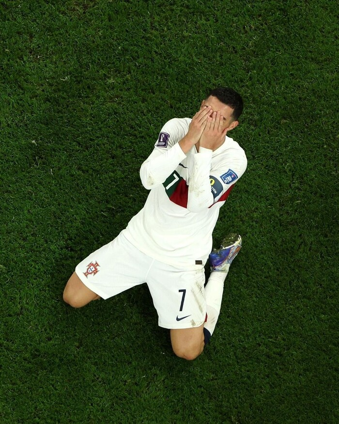 Ronaldo cao ngạo hưởng đặc quyền gây choáng dù trở thành ngôi sao dở nhất lịch sử World Cup? - Hình 6