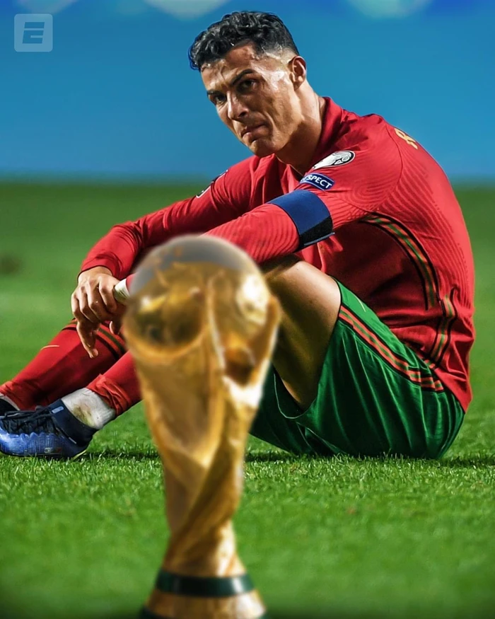 Ronaldo cao ngạo hưởng đặc quyền gây choáng dù trở thành ngôi sao dở nhất lịch sử World Cup? - Hình 2