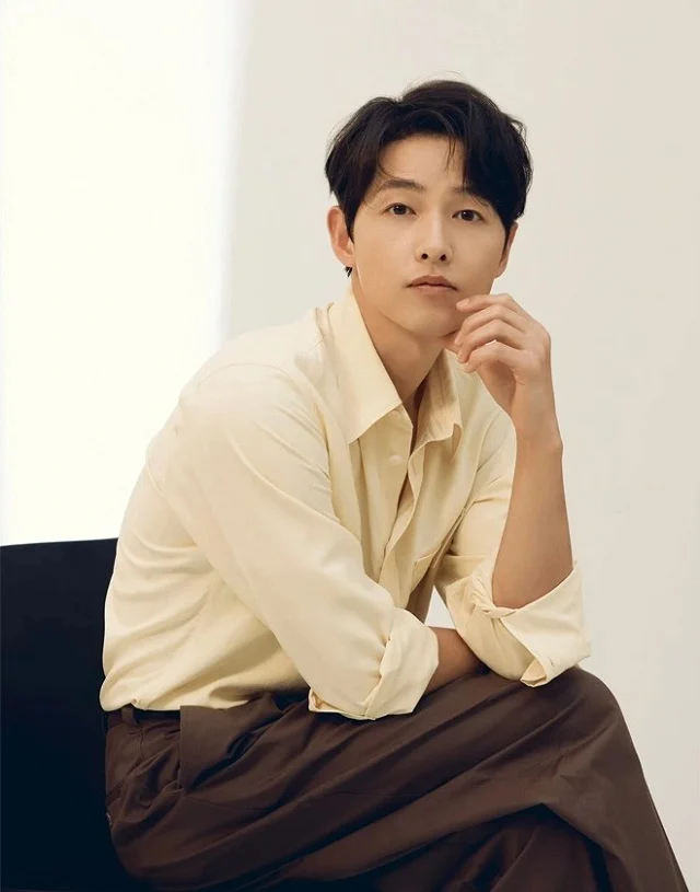 Song Joong Ki bị chỉ trích vì mải yêu đương mà bỏ bê bản thân hậu công khai hẹn hò với tình mới - Hình 8