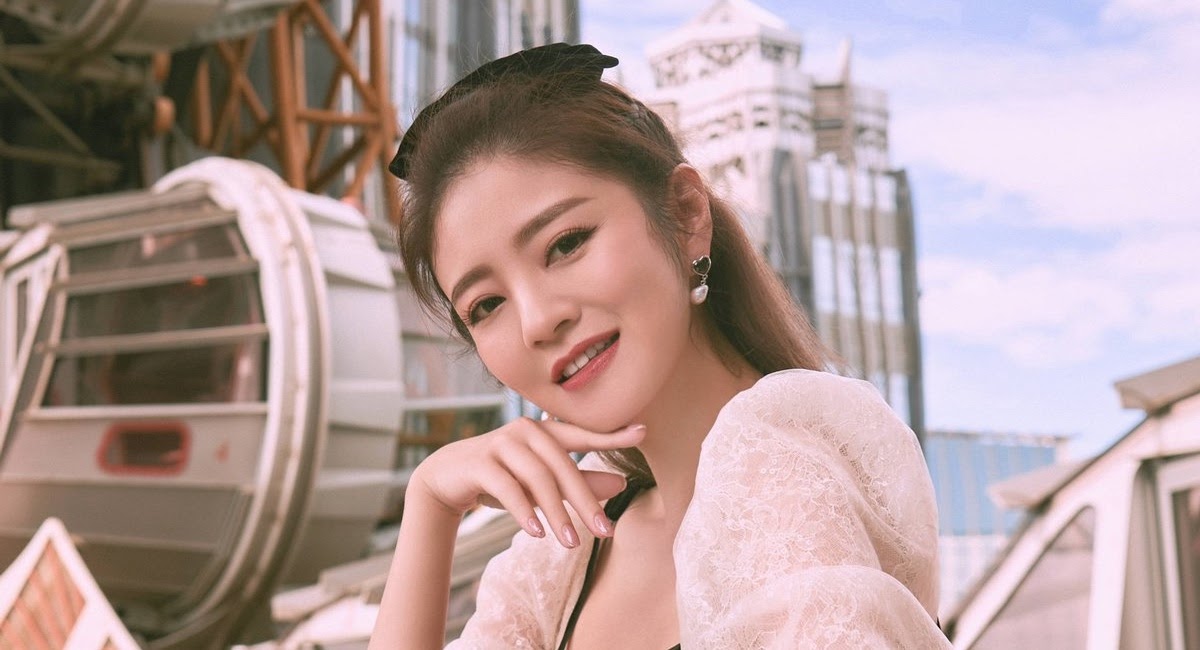 An Dĩ Hiên suy sụp khi bạn đời vướng vào vòng lao lý, ngôi sao lá ngọc cành vàng nay còn đâu? - Hình 4