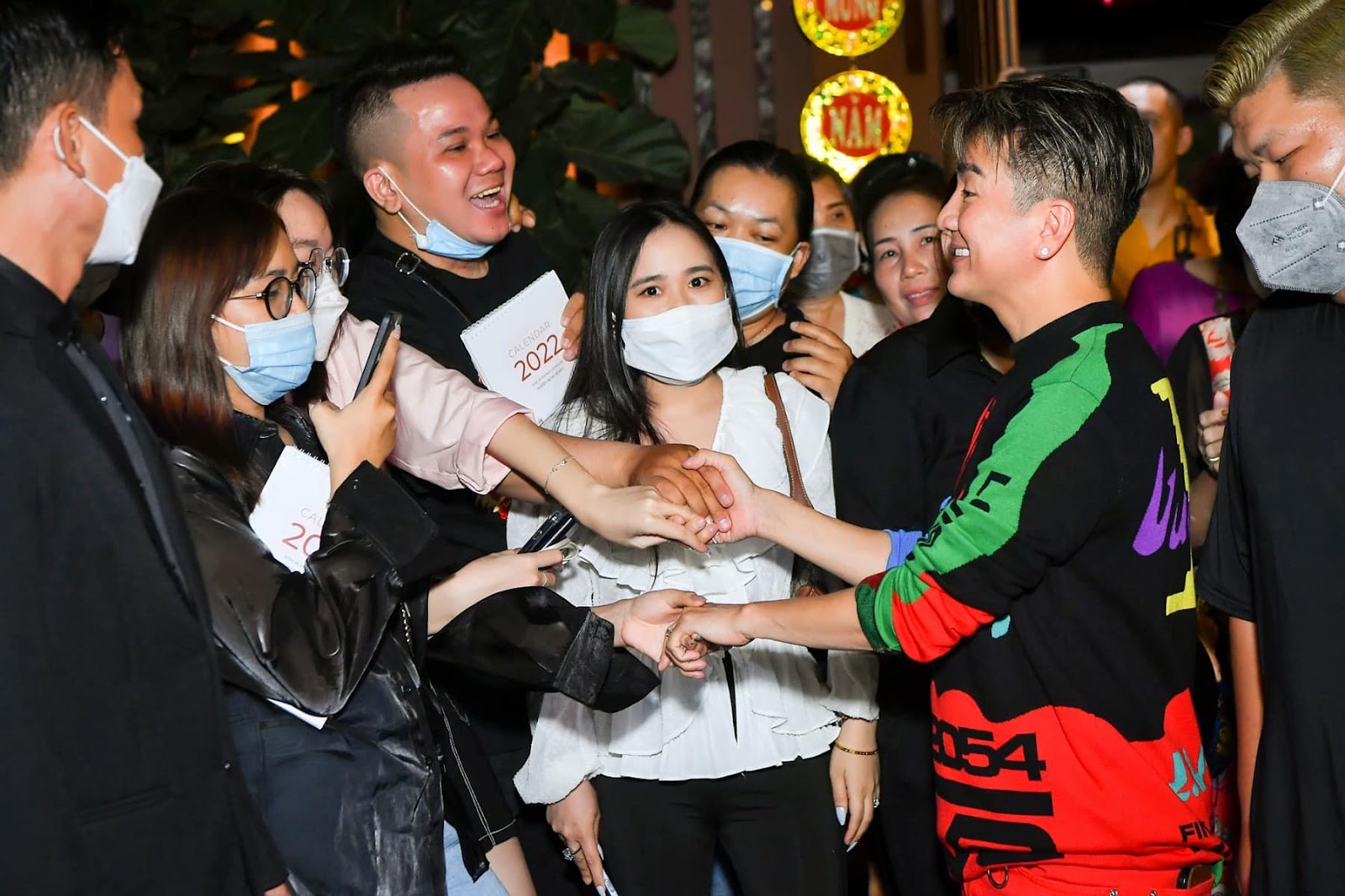 Đàm Vĩnh Hưng cay đắng vì bị phá đêm diễn mùng 1: Không hiểu sao có chuyện lạ lùng xảy ra ở một đất nước đầy đủ pháp luật - Hình 5