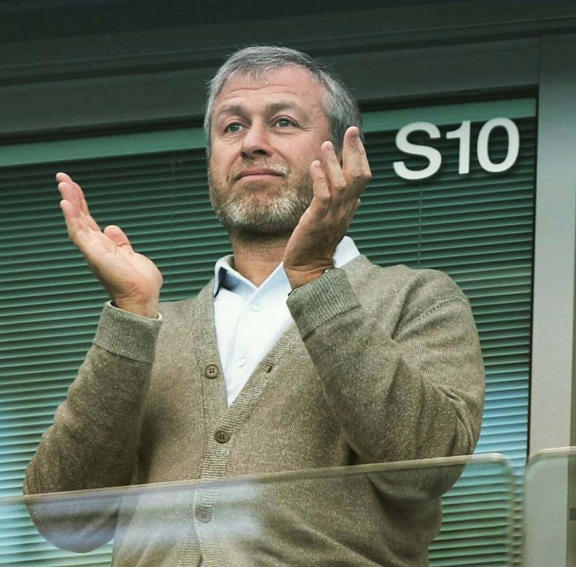 Ly Gia Thanh, Abramovich to Jan Koum the most successful billionaires who dropped out of school - Photo 4