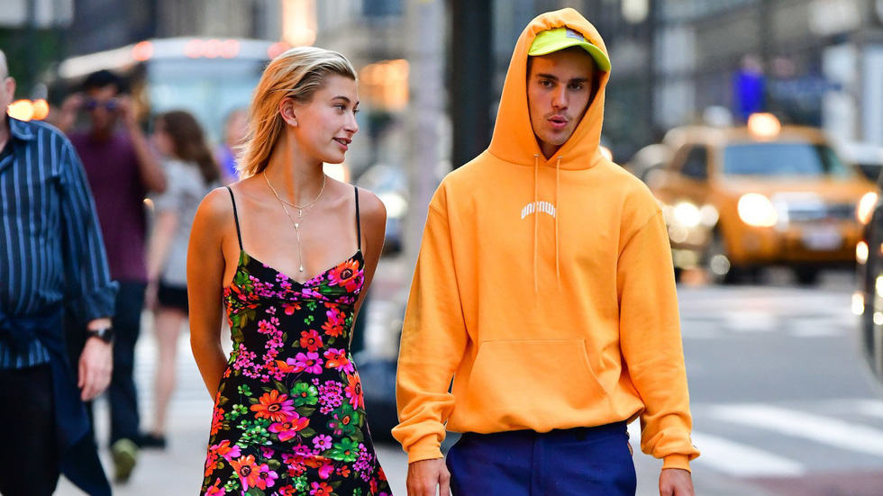 Sinh nhật Justin Bieber: Cô vợ Hailey gây bất ngờ bằng cách... tung bộ ảnh không thể ngọt hơn - Hình 5