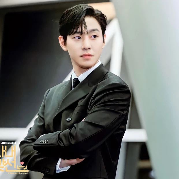 Ahn Hyo Seop, Yoona và dàn sao Hàn thăng hạng nhan sắc chóng mặt hậu tăng cân - Hình 2