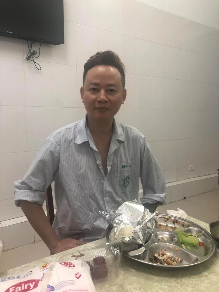 Diễn viên Tùng Dương gây tranh cãi: Nên loại bỏ câu HỌC, HỌC NỮA, HỌC MÃI khỏi sách giáo khoa - Hình 4