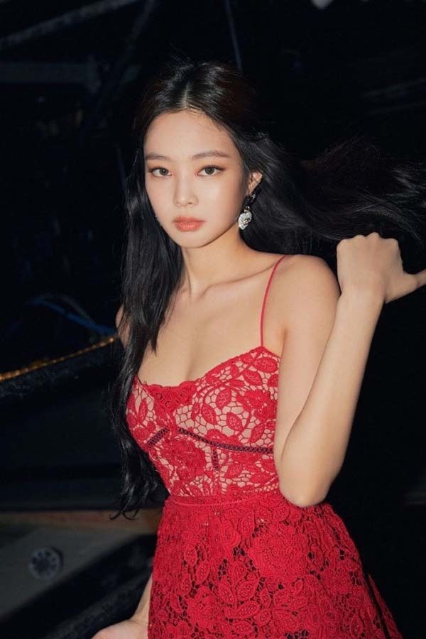 Jennie và G-Dragon hiếm hoi xuất hiện tại cùng sự kiện, tình tin đồn của Rosé cũng có mặt - Hình 9