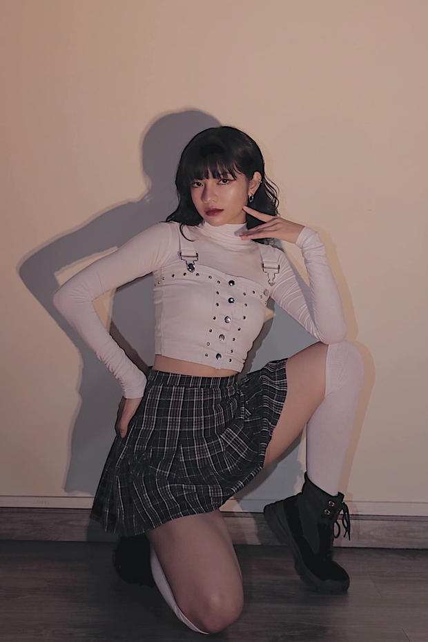 Lisa Việt Nam CiiN xinh đẹp từ nhỏ nhưng vẫn gây tranh cãi, sau khi sửa mũi lại được khen hết lời - Hình 6