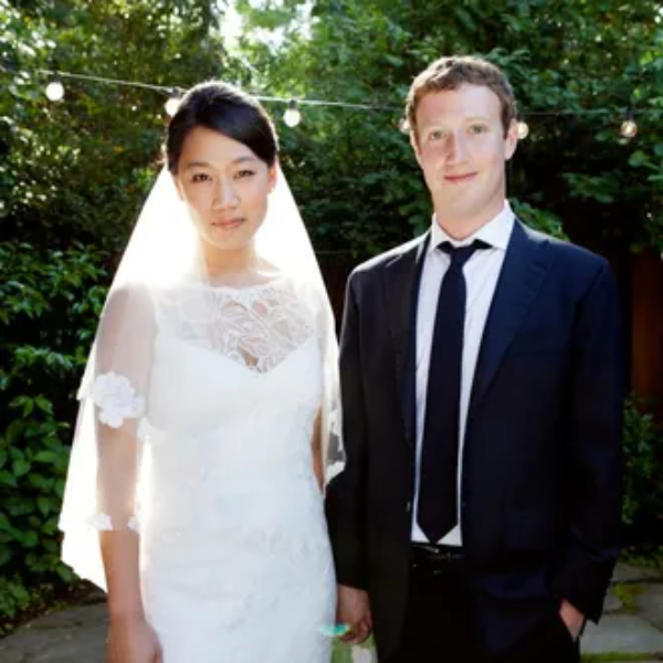 Ông chủ Facebook và chuyện tình ly kỳ cùng vợ gốc Việt khiến dân tình ngỡ ngàng - Hình 18
