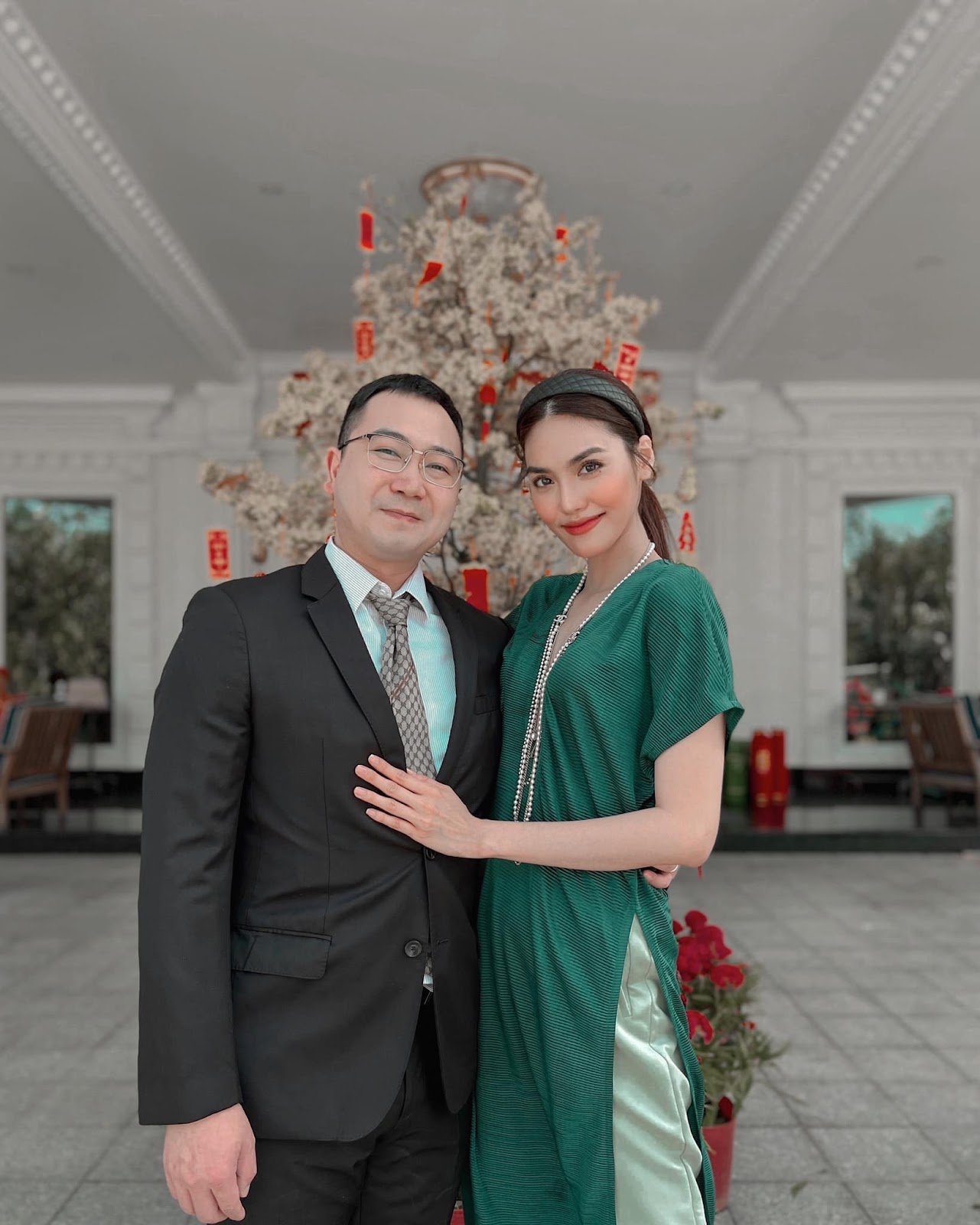 Đỗ Mỹ Linh và dàn mỹ nhân bước chân vào hào môn, được chồng đại gia cưng như trứng mỏng - Hình 16
