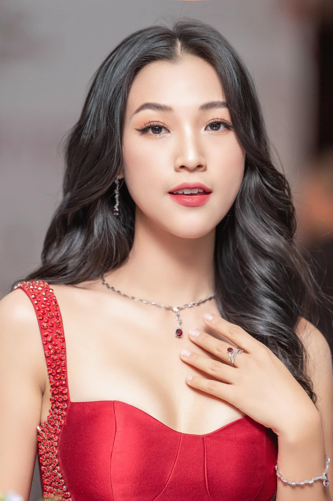 Hoàng Oanh có động thái phũ phàng khi chồng cũ công khai tình mới sau 3 tháng ly hôn - Hình 3