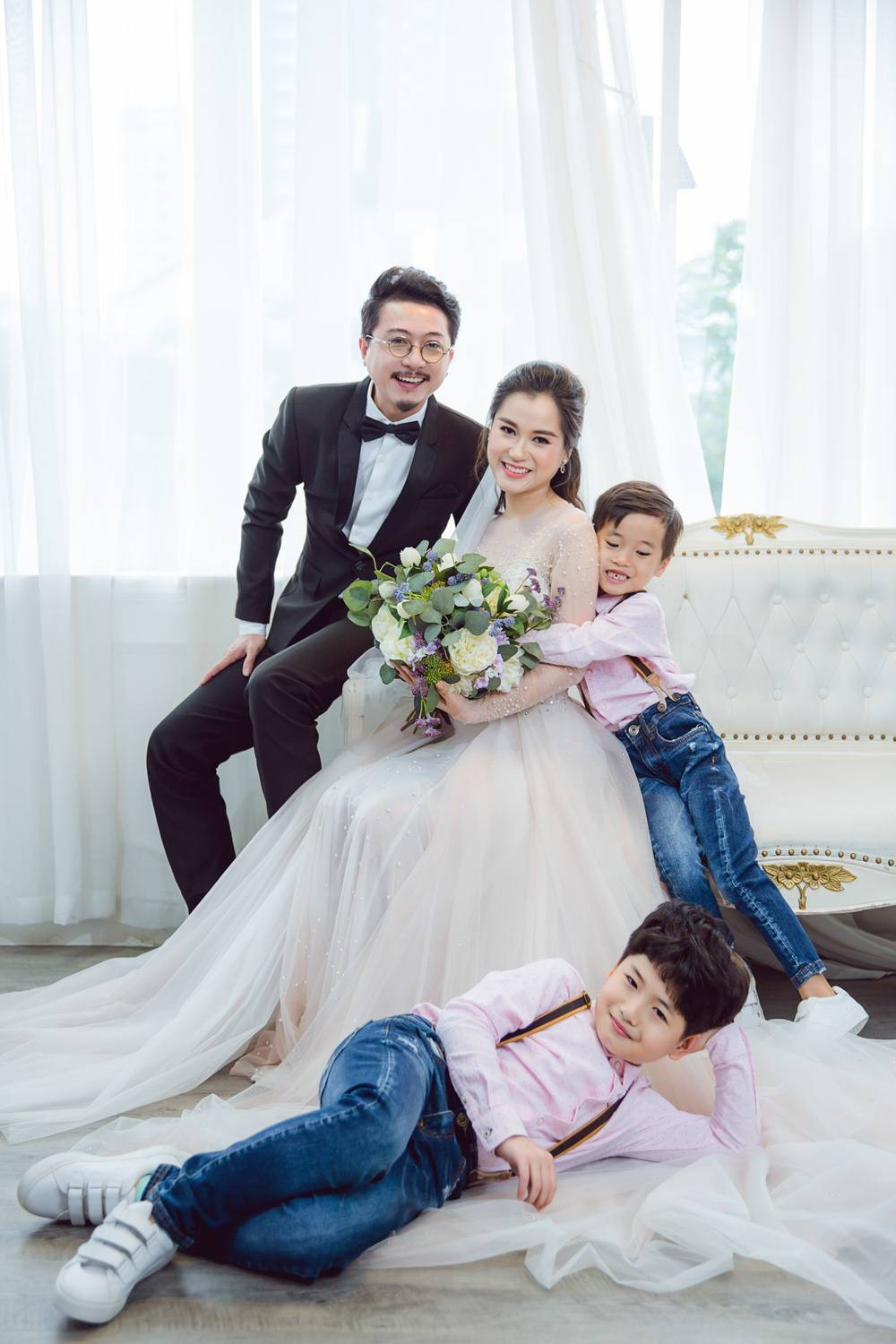 Hứa Minh Đạt - Tuổi thơ thiếu thốn và cuộc hôn nhân hơn 1 thập kỷ với Lâm Vỹ Dạ - Hình 6