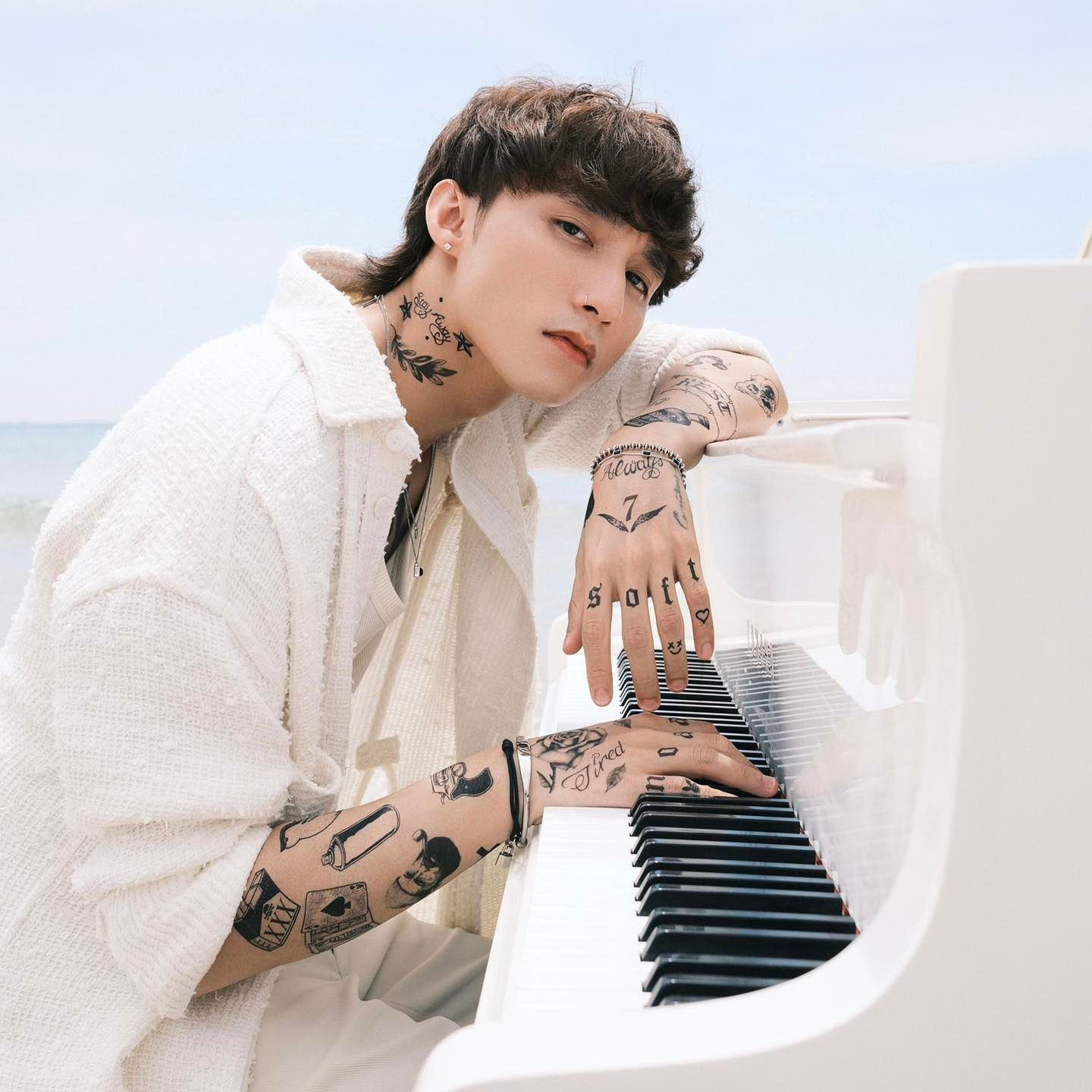 Sơn Tùng M-TP nhận tin vui cực lớn sau ồn ào gỡ MV tiền tỷ, là nghệ sĩ Vbiz đầu tiên làm được - Hình 1