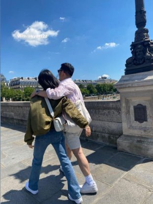 Song Hye Kyo bị bắt gặp thân thiết với trai lạ ở trời Tây giữa tin đồn tái hợp Song Joong Ki - Hình 5