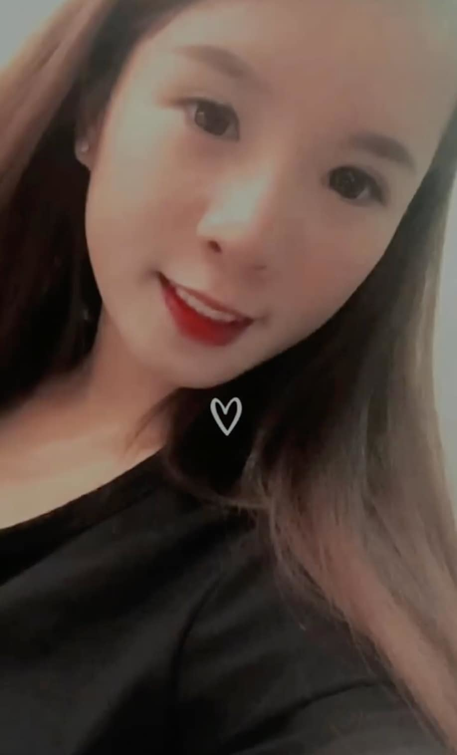 Bà Nhân Vlog khoe hình ảnh lúc còn phèn cách đây 10 năm, nhan sắc thời chưa thẩm mỹ gây sốc - Hình 2