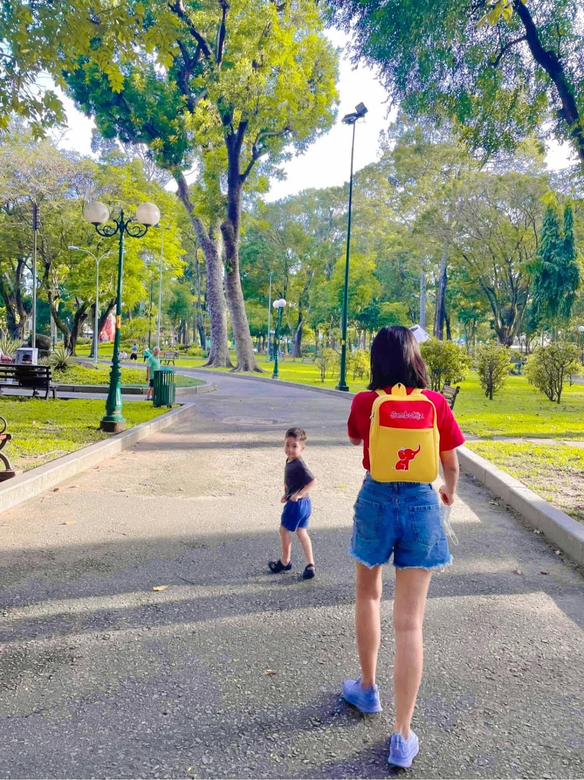 Hoàng Oanh hội ngộ chồng cũ tại Việt Nam sau khi hủy theo dõi Jack Cole vì có tình mới - Hình 2