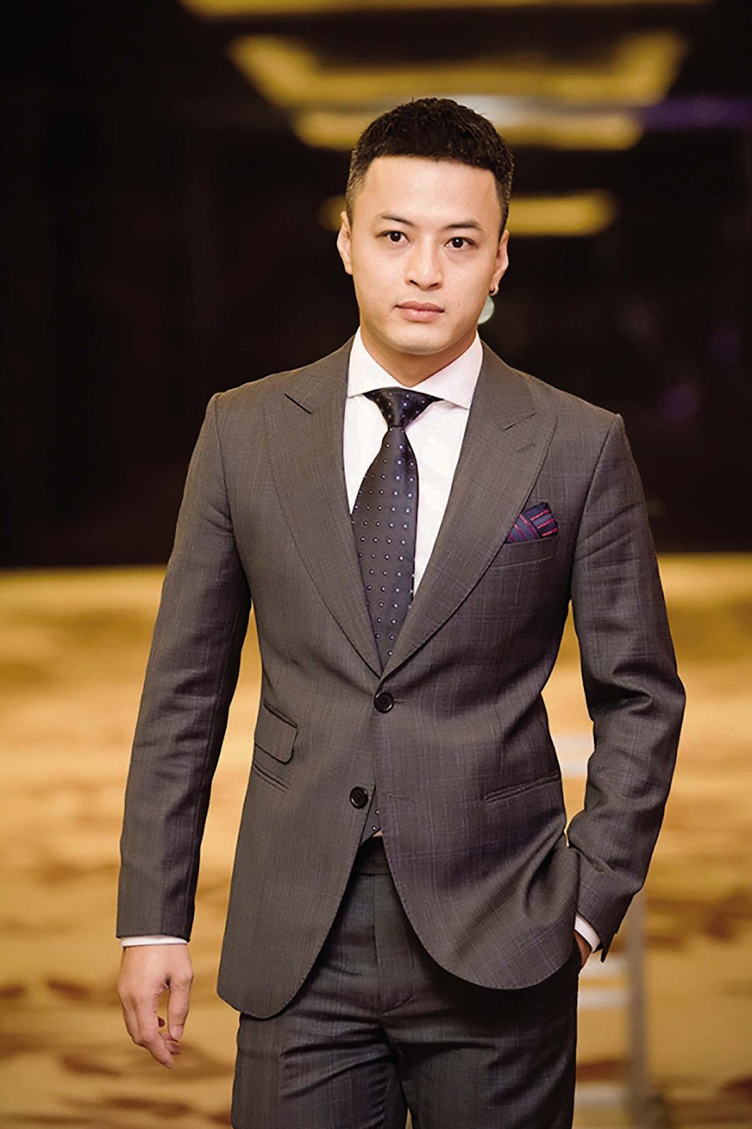 Hồng Đăng đi nghỉ dưỡng bình thản, trích dẫn đạo lý việc bị ghì xuống, bạn bè ùa vào an ủi - Hình 4