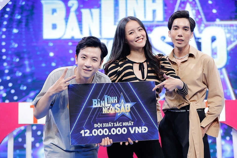Phí Ngọc Hưng lần đầu khoe khung ảnh bên Trương Mỹ Nhân, ẩn ý khẳng định một gia đình - Hình 15