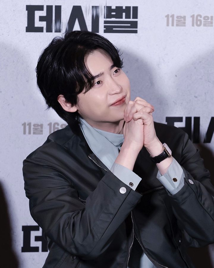 Lee Jong Suk và IU đồng loạt đăng tâm thư xin lỗi người hâm mộ sau khi công khai hẹn hò - Hình 4