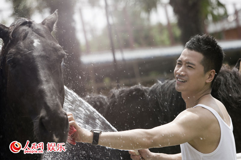 Hà Thịnh Minh: Nghi vấn trao thân cho Vu Chính để được nâng đỡ, Dương Mịch yêu từ cái nhìn đầu tiên - Hình 8