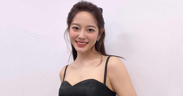 IU is hot but still rejected by Kim Se Jeong who doesnt want to be close: Is there a reason for the concussion? - Photo 1