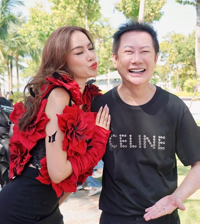 Lê Hoàng Phương khiến Mr.Nawat khao khát có được, nàng hậu Việt nhận mưa lời khen vì 1 việc - Hình 6