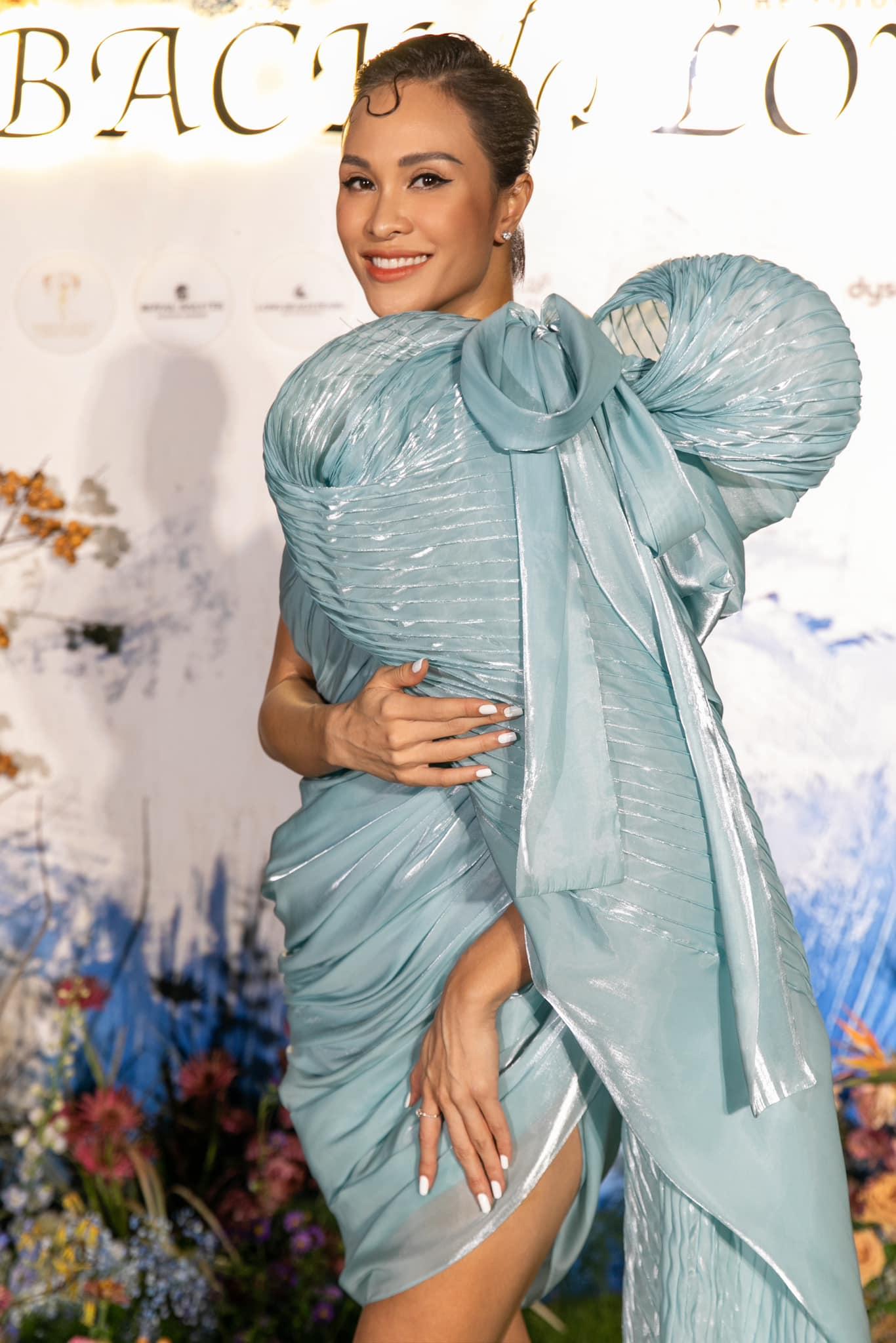 Bùi Quỳnh Hoa bị người nhà phũ tại Miss Universe, tuyên bố không cổ vũ, không ủng hộ - Hình 5