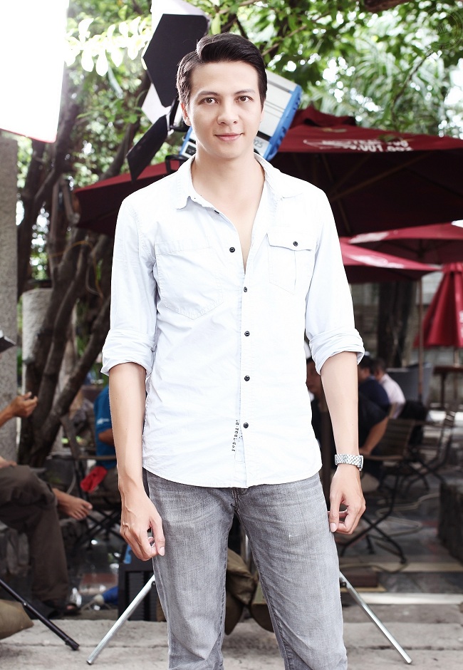 Duong Hoang Anh: Advertising king of Vietnam, special love life, married second wife 15 years younger - Photo 1