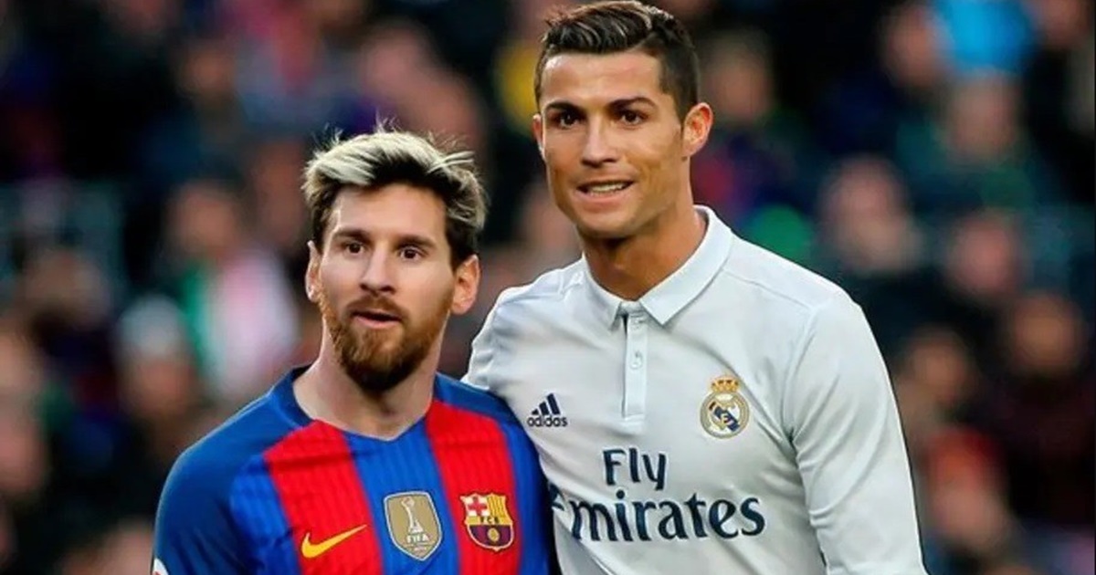 Ronaldo ê chề vì không lọt nổi Top 20 trung phong hay nhất thế giới, Messi không muốn chung đội? - Hình 7