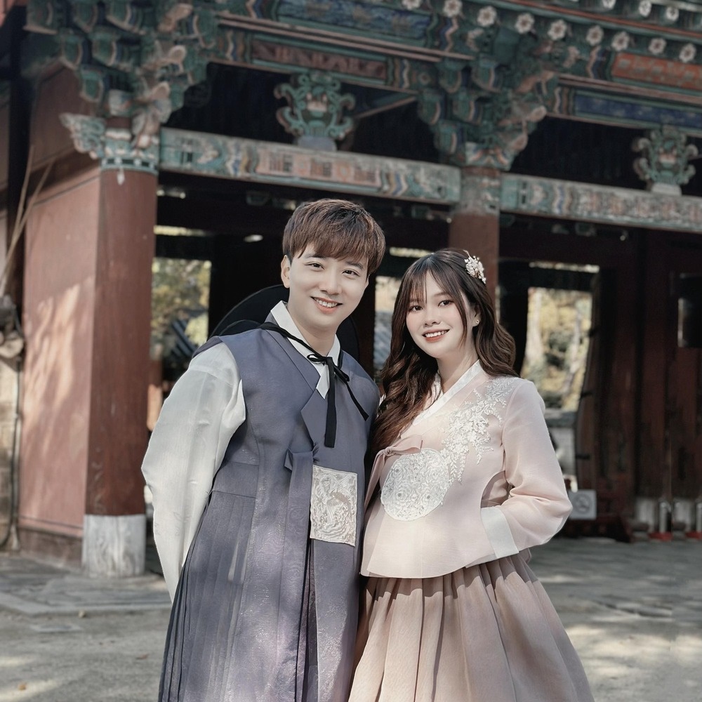 Mẹ chồng Hàn Quốc diện áo dài, nhảy cực sung trong đám cưới nhà gái ở Việt Nam - Hình 3