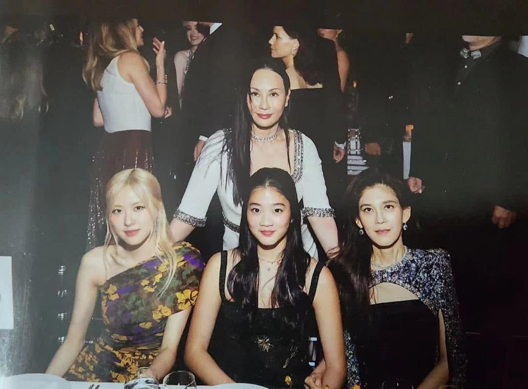 Rosé (BLACKPINK) liên tục nhận tin vui, khoảnh khắc chung khung hình thành viên Samsung gây sốt - Hình 7